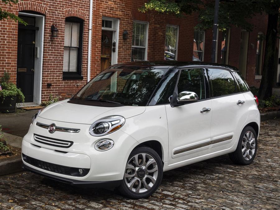  Fiat 500L 2013 года  (US) (фото 27 из 40)